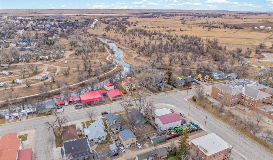 914 State St, Belle Fourche, SD 57717 - 2 Beds, 1 Bath