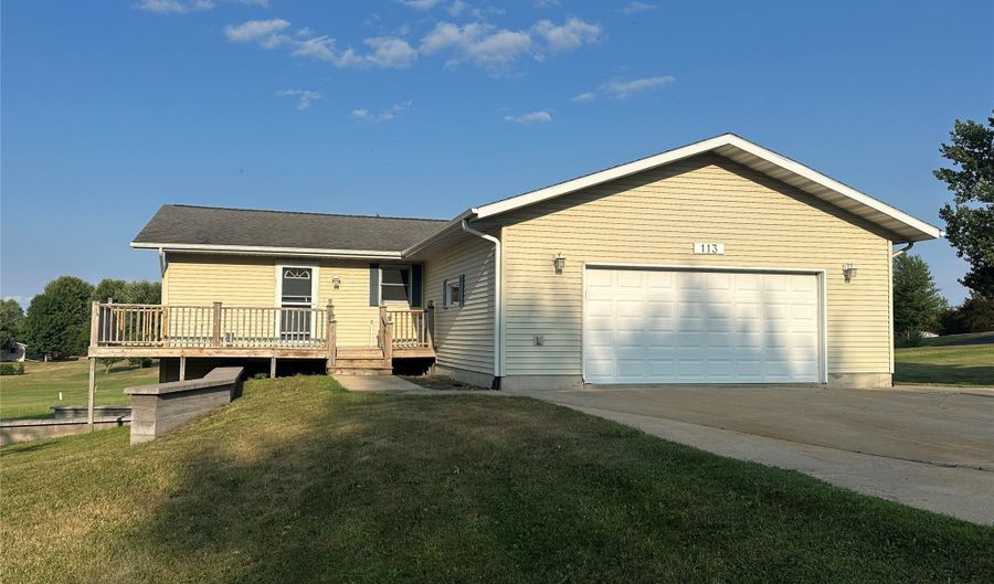 113 Meadow View Dr, Alma Center, WI 54611 - 3 Beds, 2 Bath