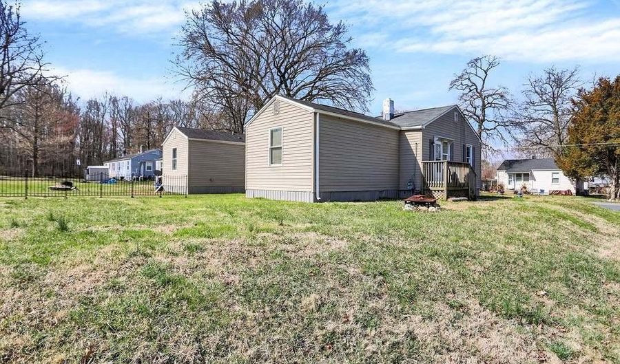 70 SWAN St, Aberdeen, MD 21001 - 3 Beds, 2 Bath