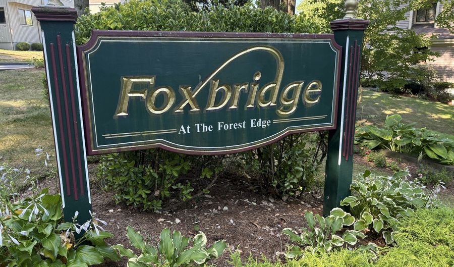 284 Opening Hill Rd 284, Branford, CT 06405 - 2 Beds, 2 Bath