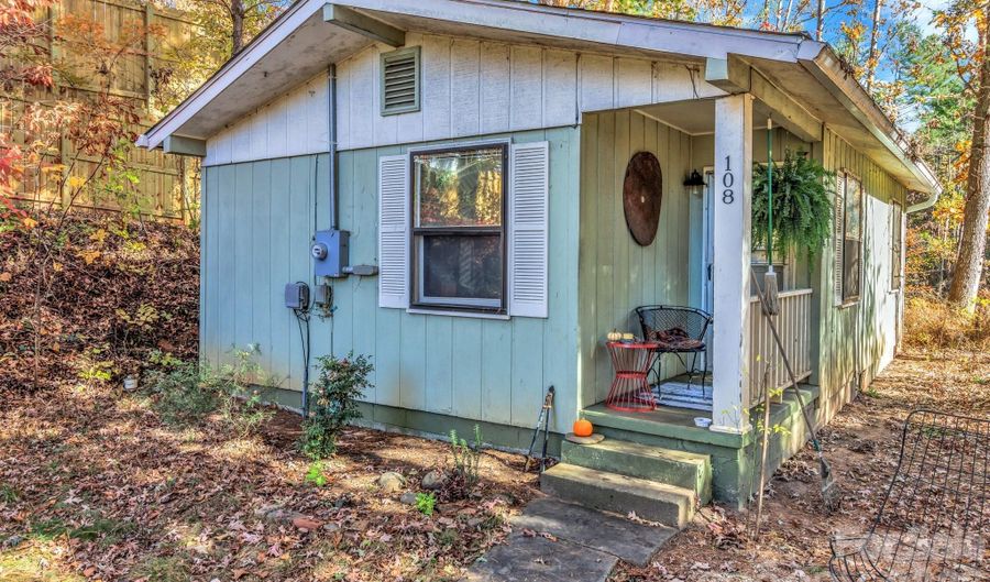 108 Hidden Pond Ln, Asheville, NC 28804 - 1 Beds, 1 Bath
