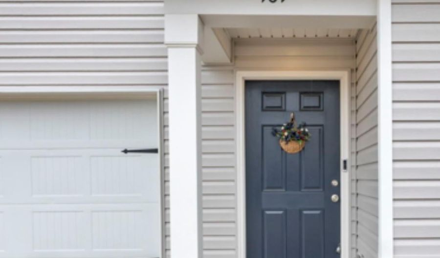 169 Carriagebrook Cir, Camden, SC 29020 - 4 Beds, 3 Bath