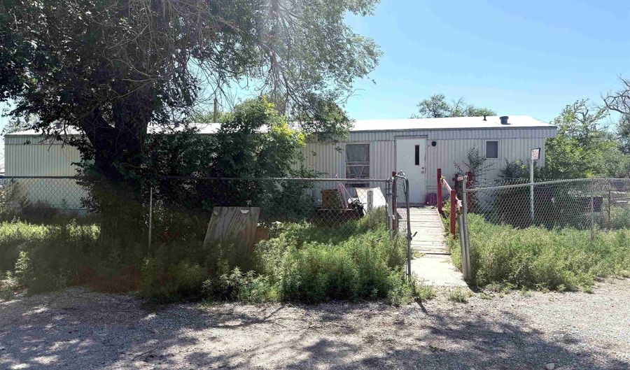 2107 N Oak, Artesia, NM 88210 - 2 Beds, 2 Bath