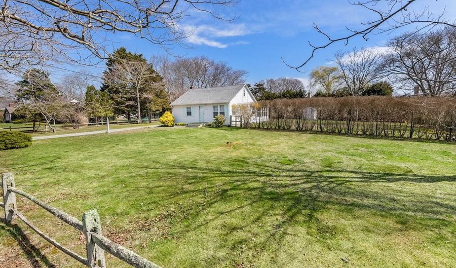 91 Hedges Ln, Amagansett, NY 11937 - 3 Beds, 2 Bath