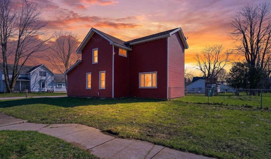 13895 Church Rd, Allenton, MI 48002 - 3 Beds, 1 Bath
