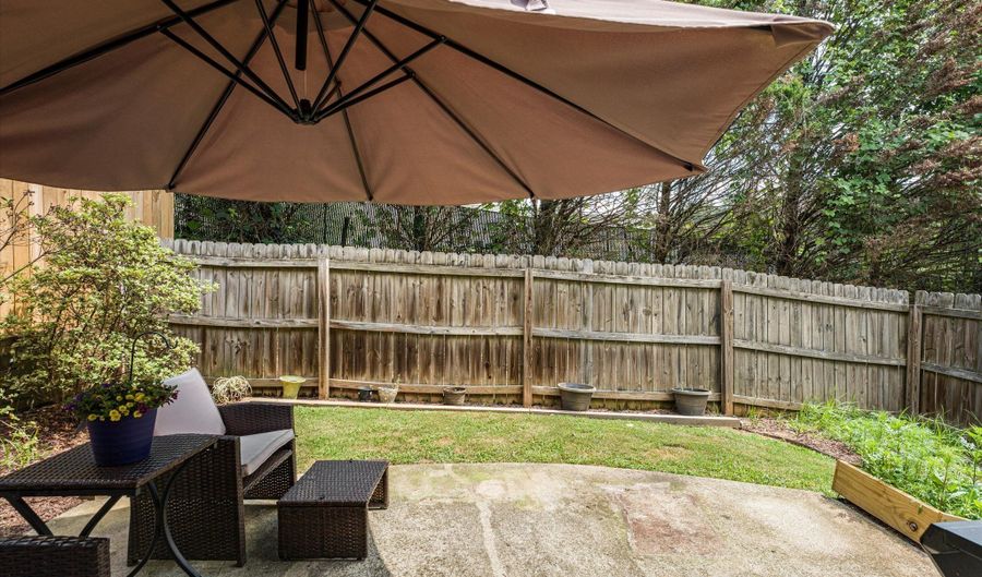 127 Linton Dr, Acworth, GA 30102 - 3 Beds, 3 Bath