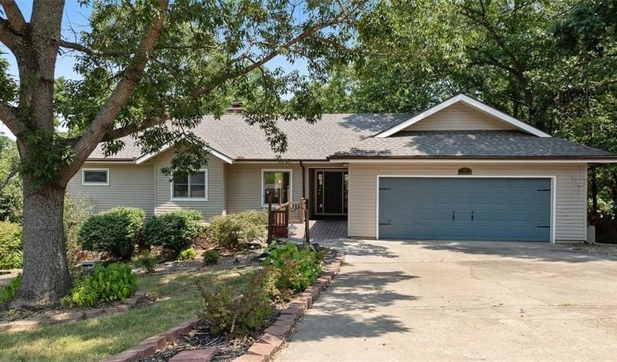 44 Sandwick Dr, Bella Vista, AR 72715 - 3 Beds, 4 Bath