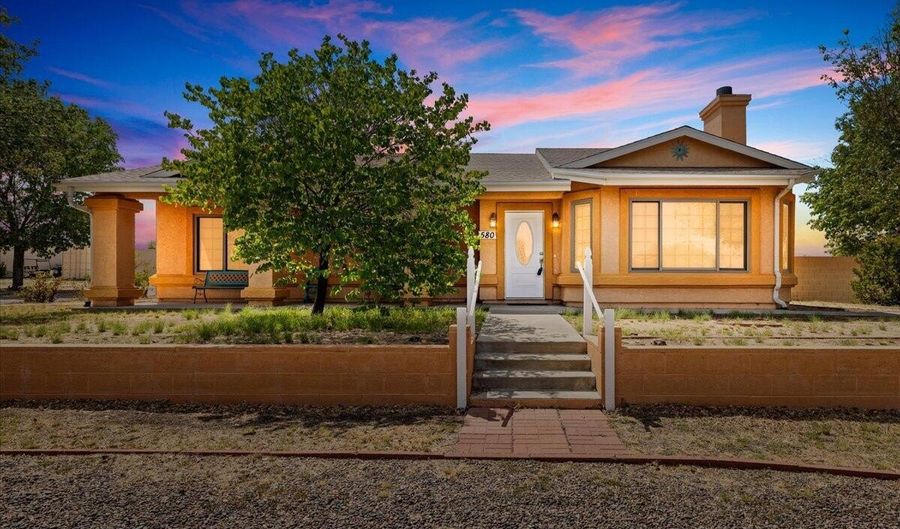 580 Gold Rush Way, Chino Valley, AZ 86323 - 3 Beds, 2 Bath