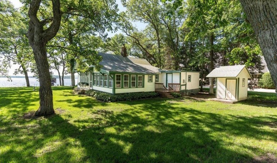 2811 Government Point Rd NE, Alexandria, MN 56308 - 2 Beds, 2 Bath
