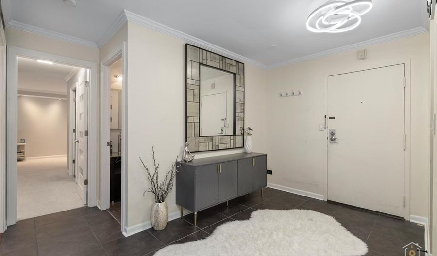 1405 E Central Rd 222C, Arlington Heights, IL 60005 - 3 Beds, 2 Bath