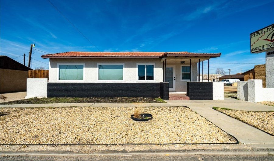21948 US Highway 18, Apple Valley, CA 92307 - 0 Beds, 0 Bath