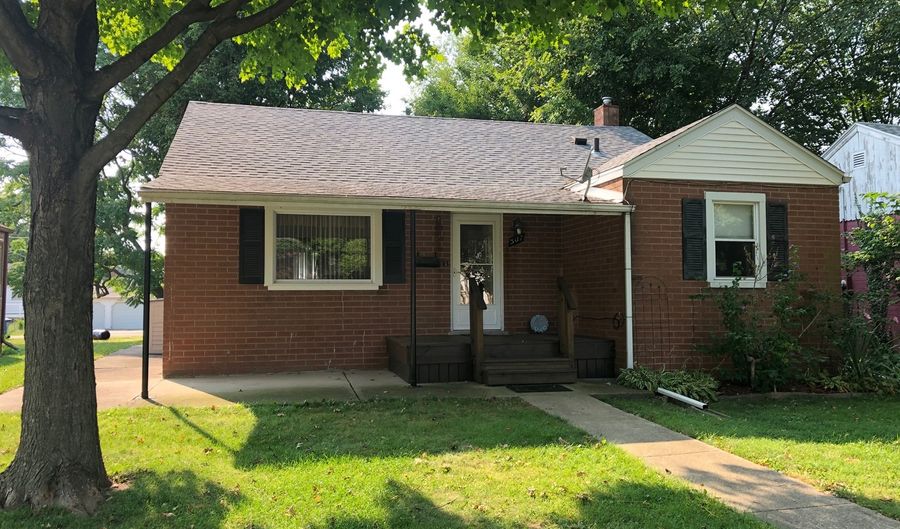 507 N Blaine Ave, Bradley, IL 60915 - 3 Beds, 1 Bath