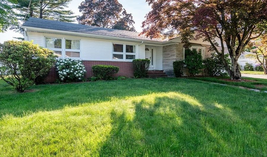 64 Amherst Rd, Cranston, RI 02920 - 4 Beds, 3 Bath