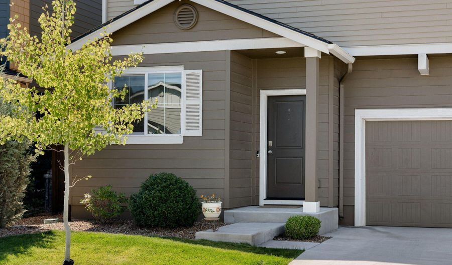 20559 SE Cameron Ave, Bend, OR 97702 - 4 Beds, 3 Bath