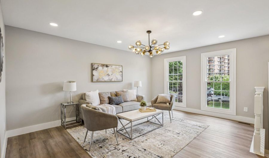 6339 BATTLEMENT Way, Alexandria, VA 22312 - 3 Beds, 4 Bath