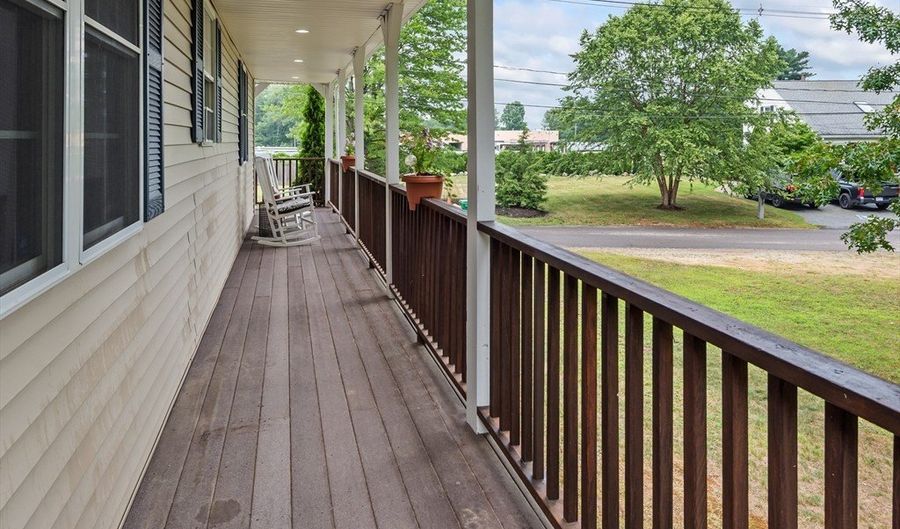 17 Sewell St, Ashland, MA 01721 - 3 Beds, 2 Bath