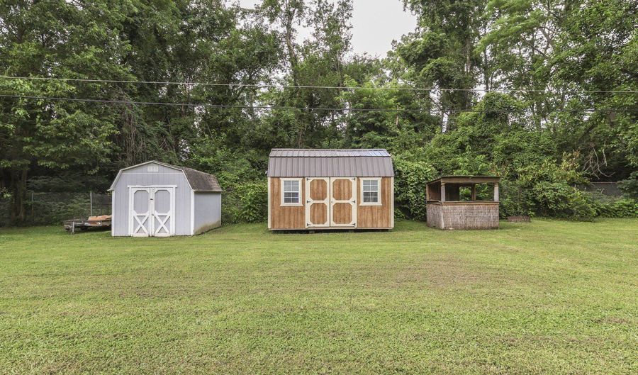 3424 Mount Vernon Pl, Indianapolis, IN 46217 - 3 Beds, 1 Bath