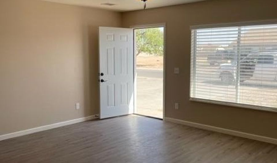 10854 W CAROUSEL Dr A, Arizona City, AZ 85123 - 3 Beds, 2 Bath