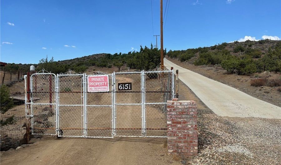 6151 Hubbard Rd, Acton, CA 93510 - 2 Beds, 2 Bath