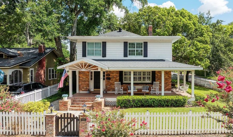 3 W YALE St, Orlando, FL 32804 - 3 Beds, 3 Bath
