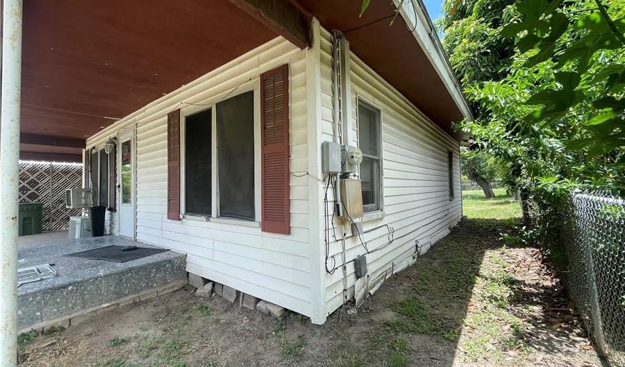 734 E Acacia Ave, Alamo, TX 78516 - 2 Beds, 1 Bath
