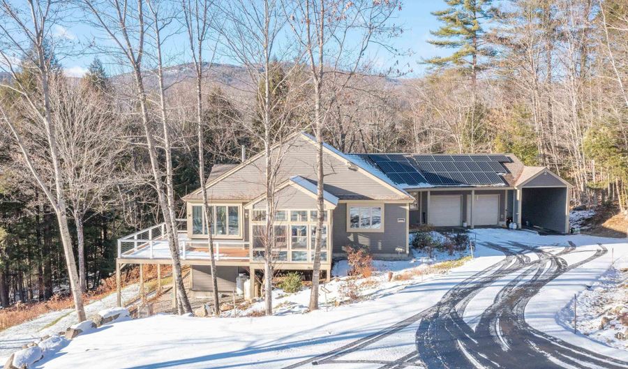 241 Windmill Rd, Campton, NH 03223 - 3 Beds, 3 Bath