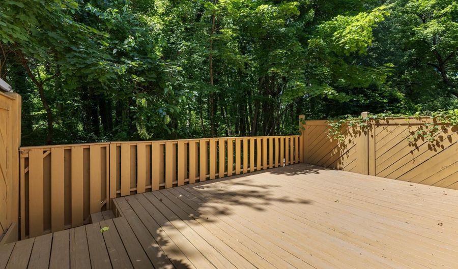 4305 BIRCHLAKE Ct, Alexandria, VA 22309 - 4 Beds, 3 Bath