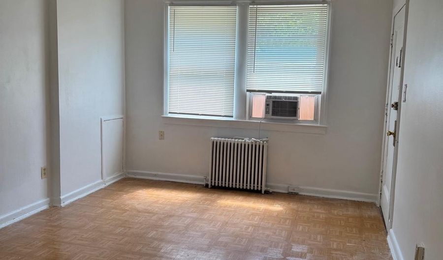 2633 30TH St SE 2, Washington, DC 20020 - 1 Beds, 1 Bath