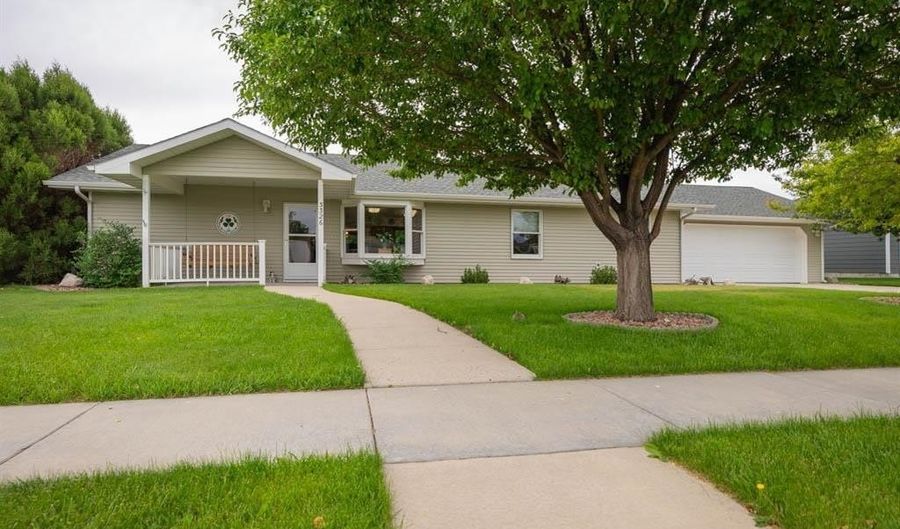 3326 Frisby Ave, Cody, WY 82414 - 3 Beds, 2 Bath
