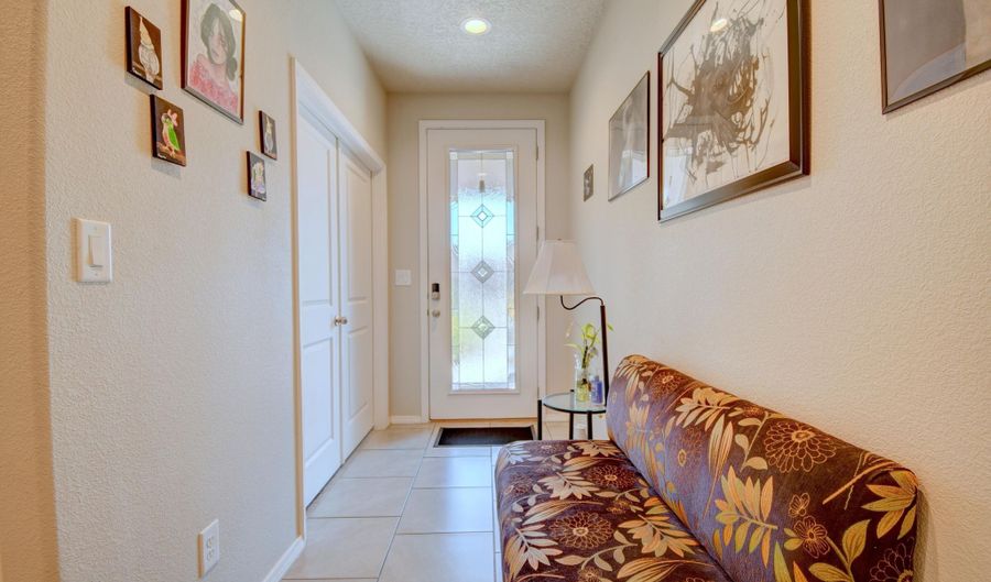 2009 Hubbard St SE, Albuquerque, NM 87123 - 4 Beds, 3 Bath