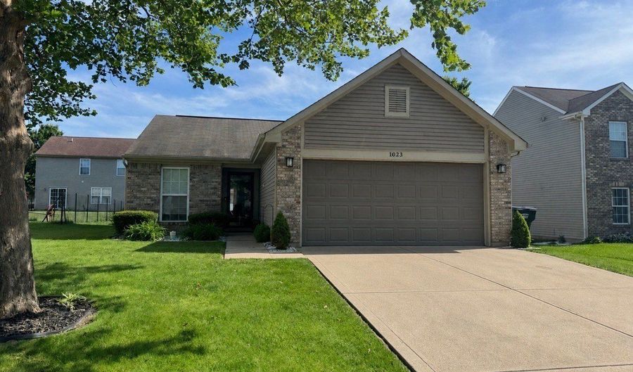 1023 Redrock Dr, Anderson, IN 46013 - 3 Beds, 2 Bath