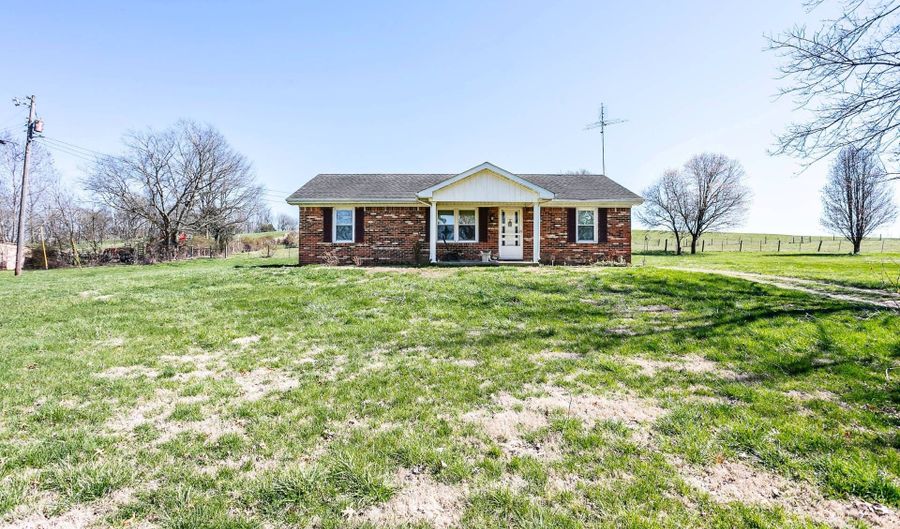 2766 St. Rose Lebanon Rd, Springfield, KY 40069 - 2 Beds, 2 Bath