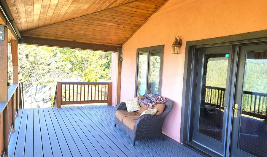 9412 MT ASHLAND SKI Rd, Ashland, OR 97520 - 3 Beds, 2 Bath