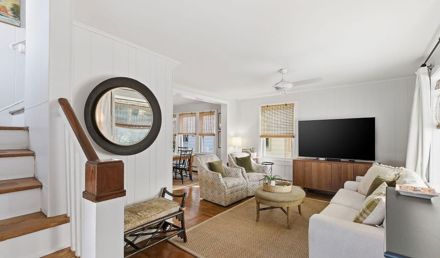 526 W End Ave, Avon By The Sea, NJ 07717 - 5 Beds, 2 Bath