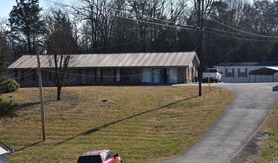 175 Lakeshore Dr, Bean Station, TN 37708 - 7 Beds, 3 Bath
