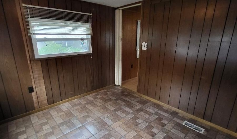 108 REDWOOD Dr, Barnegat, NJ 08005 - 2 Beds, 2 Bath