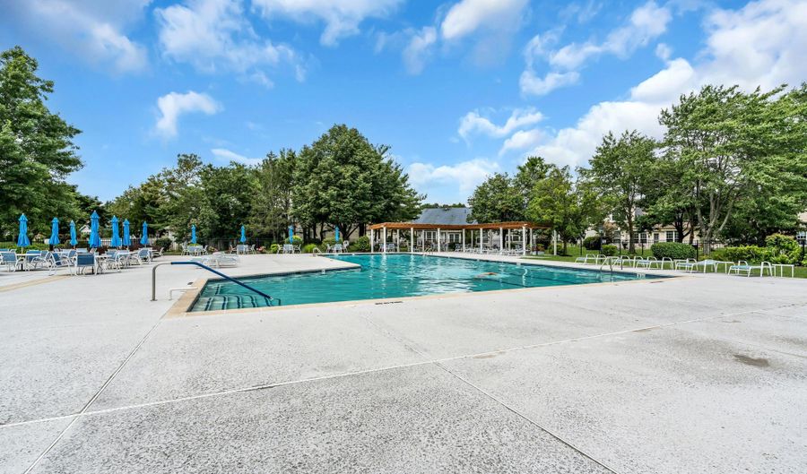 90 Sandpiper Dr, Bayville, NJ 08721 - 2 Beds, 2 Bath