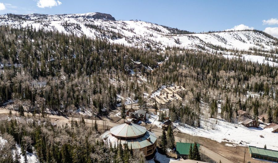 117 E Steam Engine Dr #8A, Brian Head, UT 84719 - 1 Beds, 1 Bath