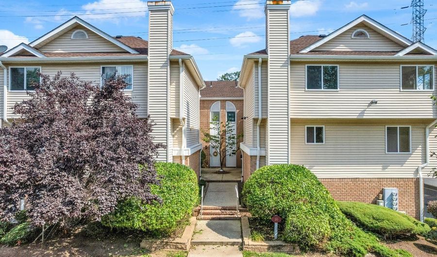 1606 Madaline Dr, Avenel, NJ 07001 - 2 Beds, 3 Bath