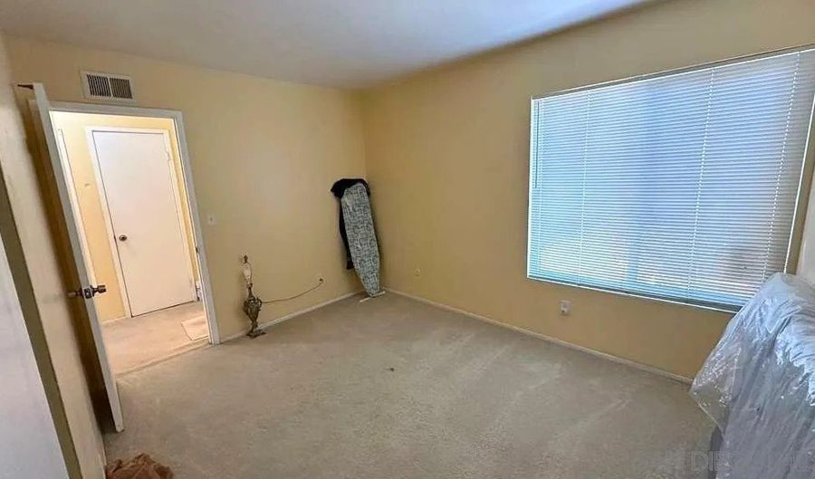 6862 Parkside Ave, San Diego, CA 92139 - 2 Beds, 1 Bath