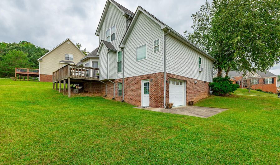 3929 Bentwood Cove Dr, Apison, TN 37302 - 5 Beds, 4 Bath