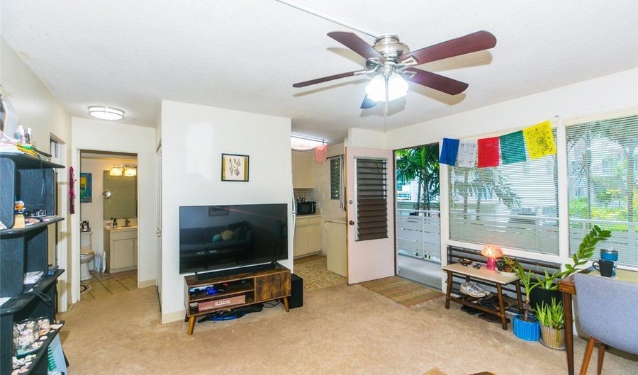 1330 Wilder Ave 212, Honolulu, HI 96822 - 1 Beds, 1 Bath