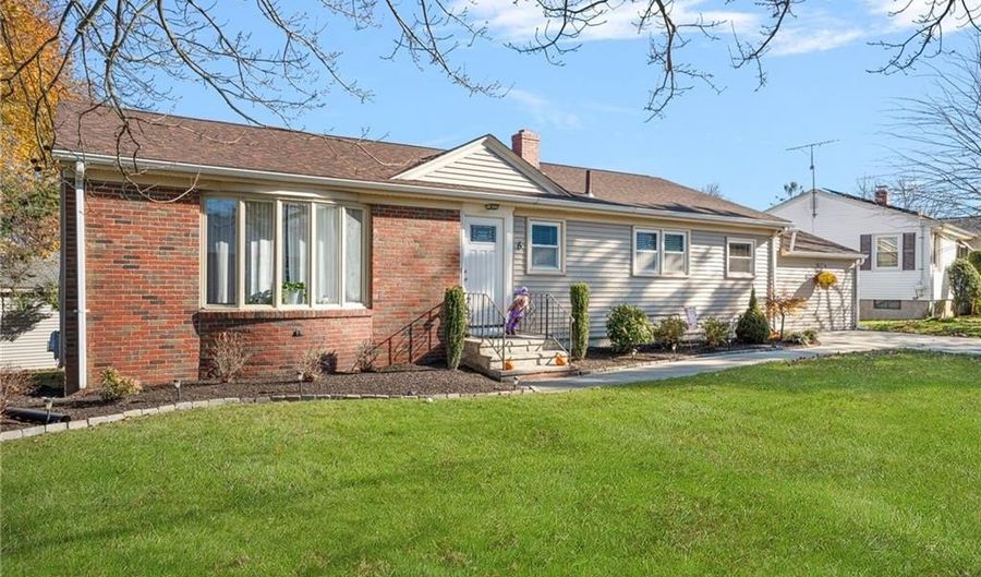 6 Eldorado Dr, Johnston, RI 02919 - 4 Beds, 1 Bath