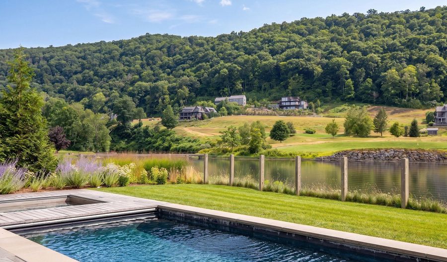 292 Wood Duck Rd, Amenia, NY 12501 - 5 Beds, 7 Bath