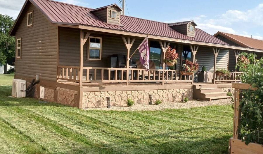 205 W Cedar Circle Ter, Alma, KS 66401 - 2 Beds, 1 Bath