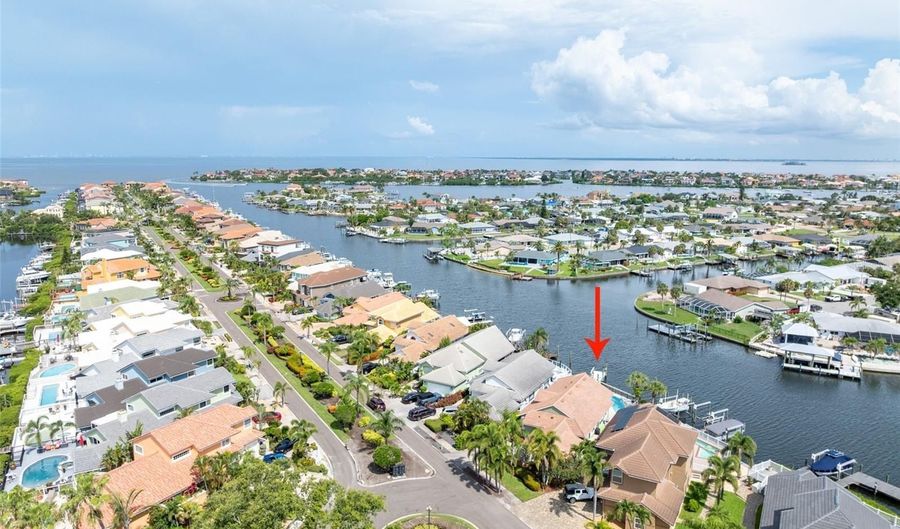 835 SYMPHONY ISLES Blvd, Apollo Beach, FL 33572 - 3 Beds, 3 Bath