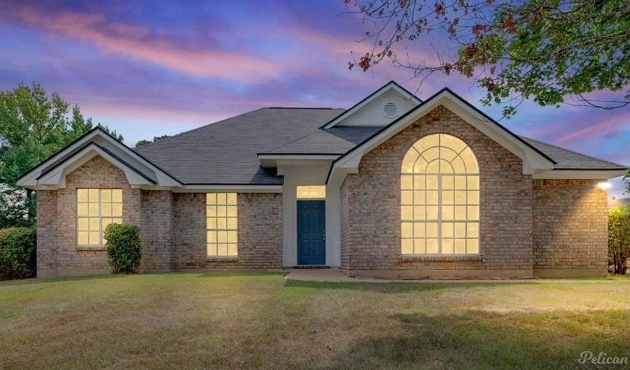 7713 Mary Ann Cir, Shreveport, LA 71107 - 3 Beds, 2 Bath