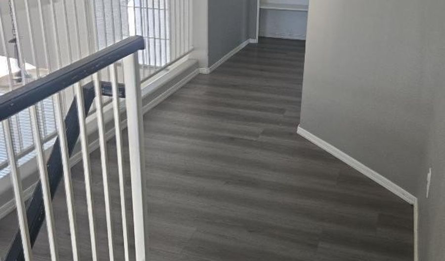 854 S COMANCHE Ct, Chandler, AZ 85224 - 4 Beds, 3 Bath