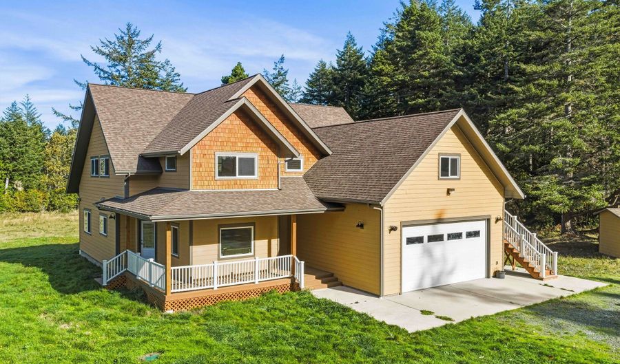 55942 LOST VALLEY Rd, Bandon, OR 97411 - 5 Beds, 3 Bath