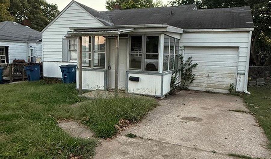 809 Maurice St, Alton, IL 62002 - 2 Beds, 1 Bath